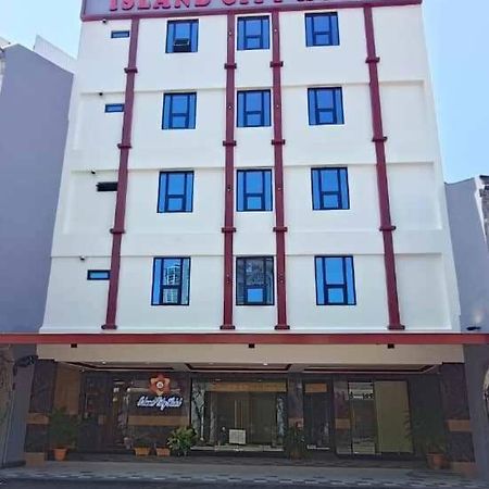 Capital O 90897 Island City Hotel 乔治敦 外观 照片
