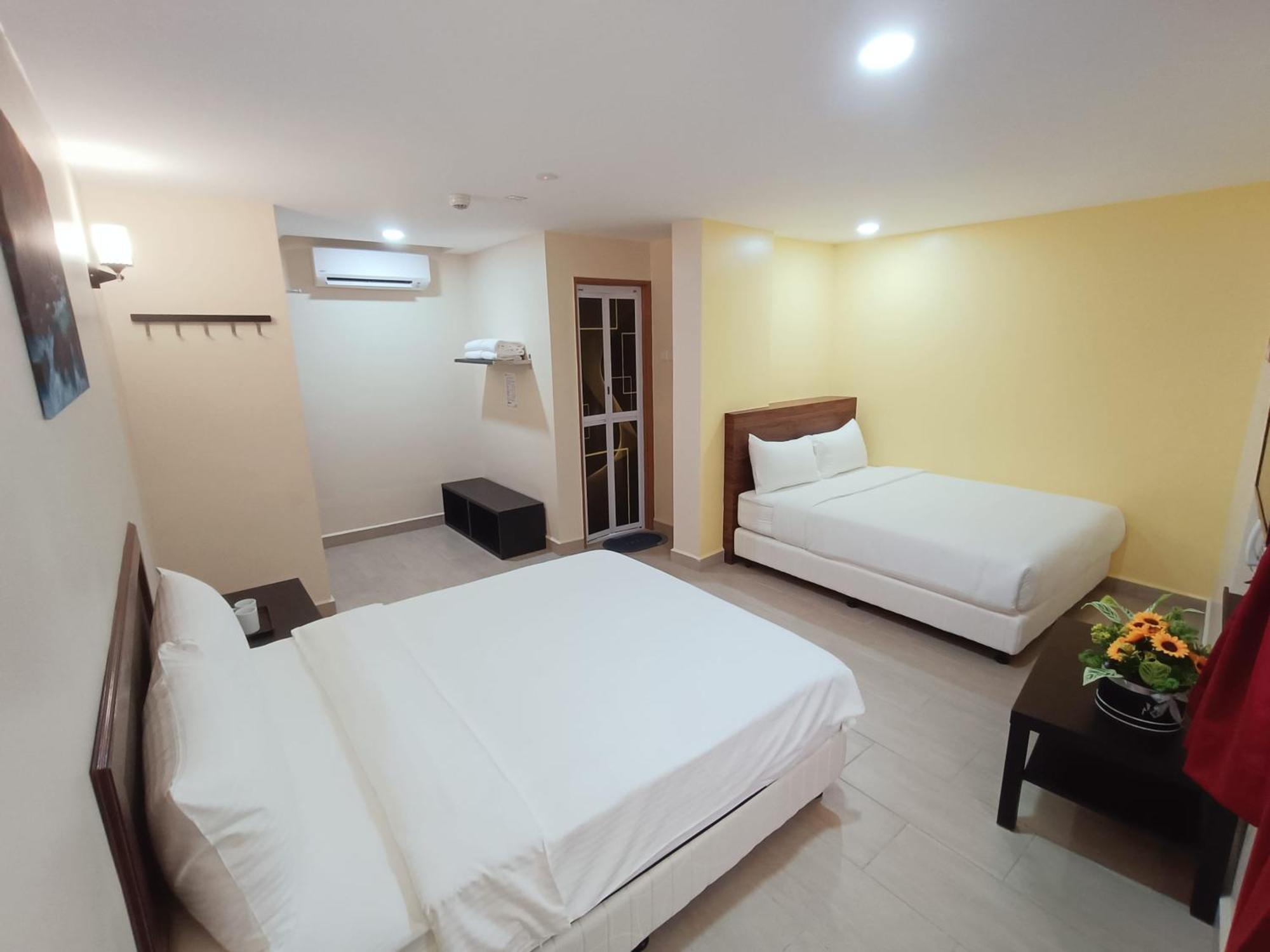 Capital O 90897 Island City Hotel 乔治敦 外观 照片