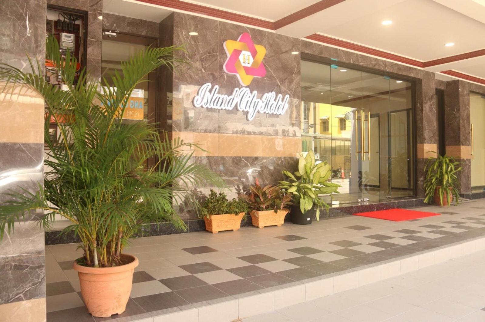 Capital O 90897 Island City Hotel 乔治敦 外观 照片