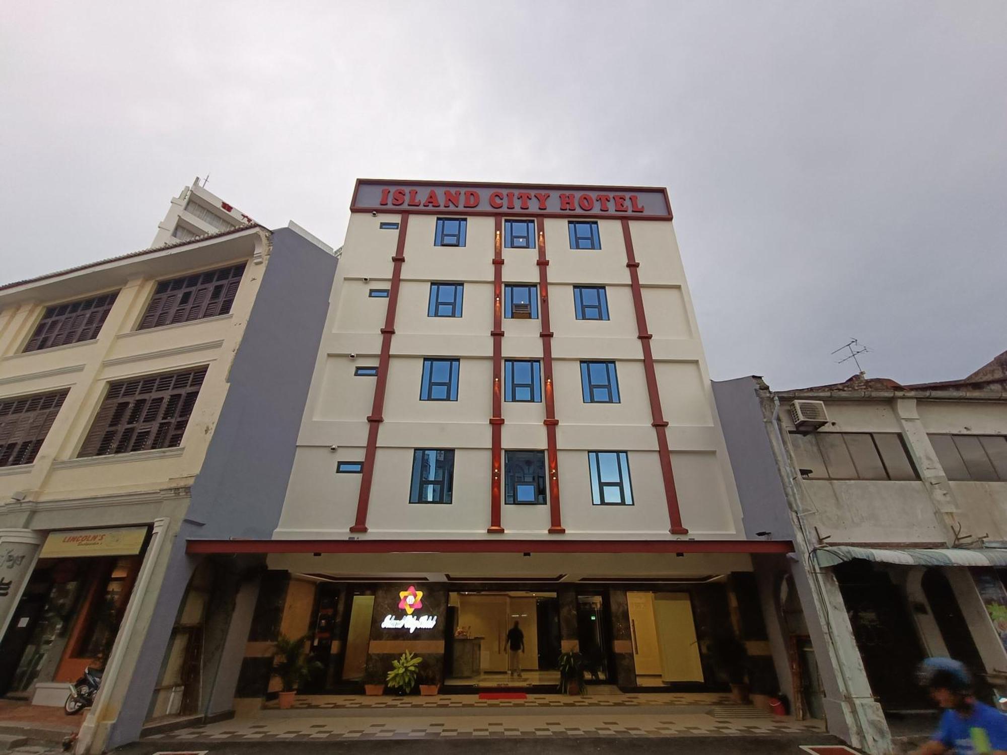 Capital O 90897 Island City Hotel 乔治敦 外观 照片