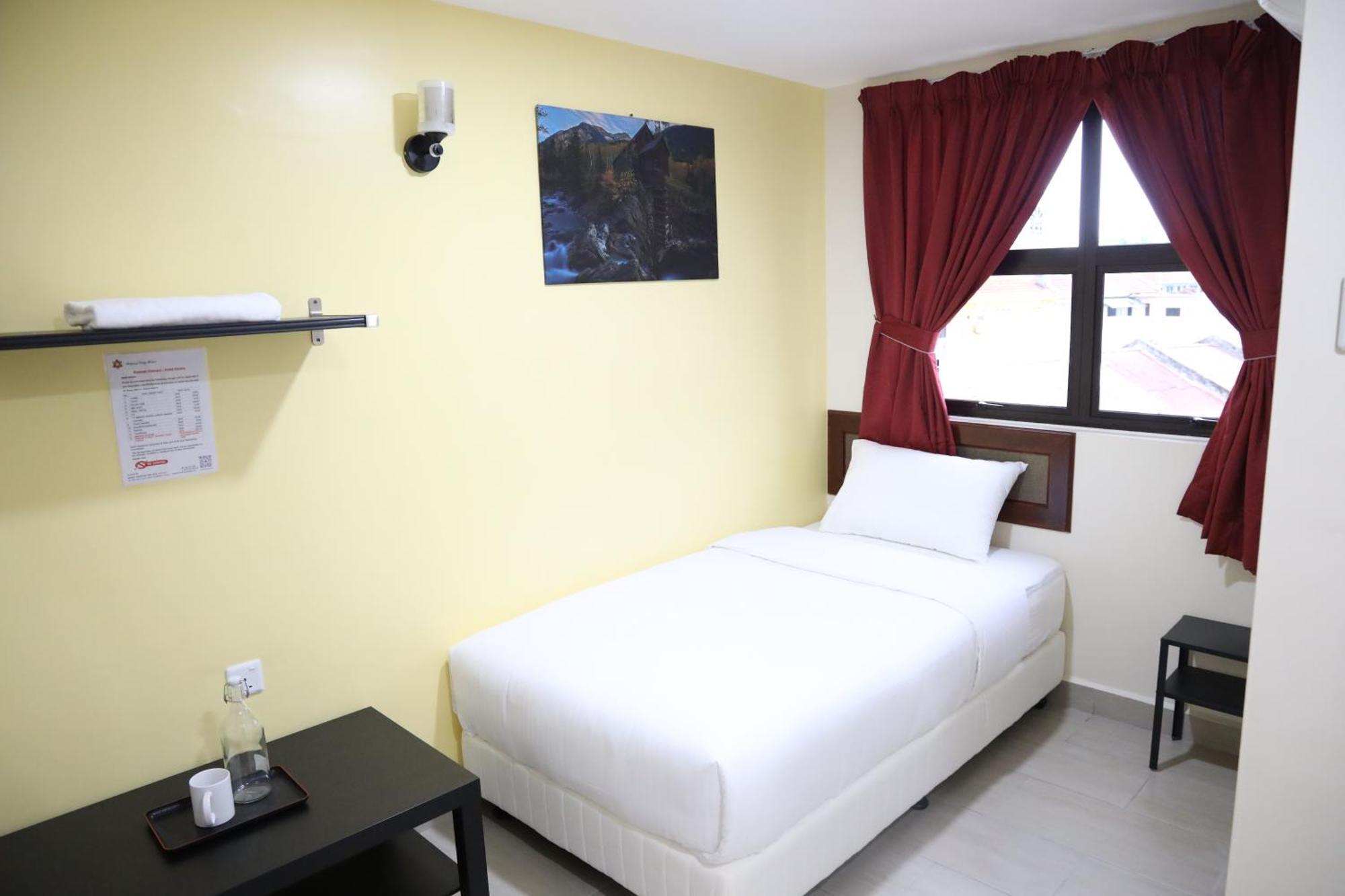 Capital O 90897 Island City Hotel 乔治敦 外观 照片